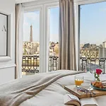 Kaza Bella - Trocadero, Amazing Eiffel Tower View